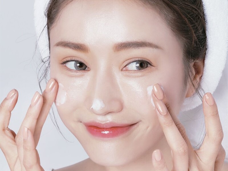Kem chống nắng SPF 50 có khả năng bảo vệ da tới 98% khỏi tia UVB