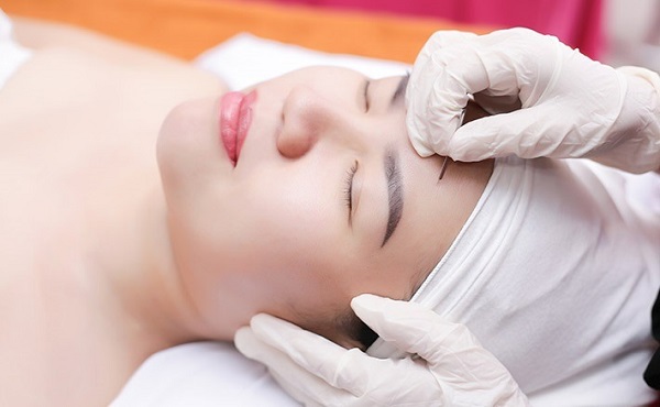 Lấy nhân mụn có hết mụn không