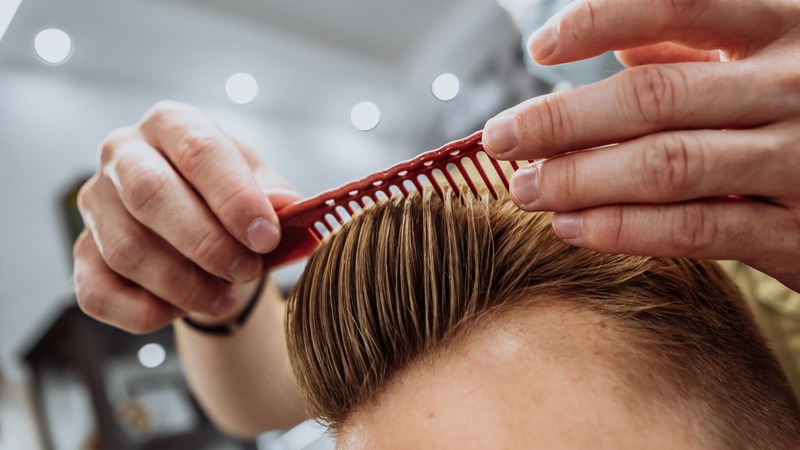 Gội đầu đúng cách để tóc khỏe mạnh