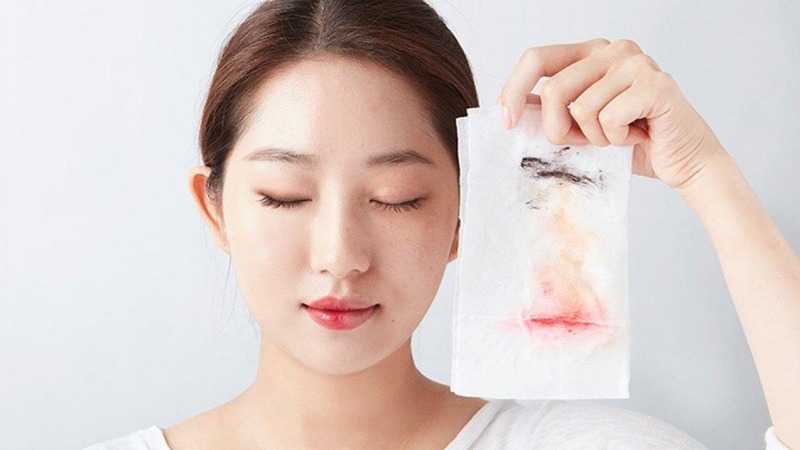 Cách dùng tẩy trang cho da khô