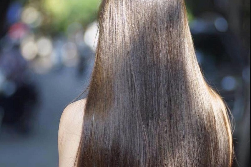 Phục hồi tóc có làm tóc thẳng ra không?