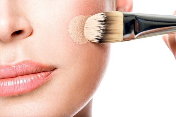 Các bước make up cho da dầu để lớp nền lâu trôi